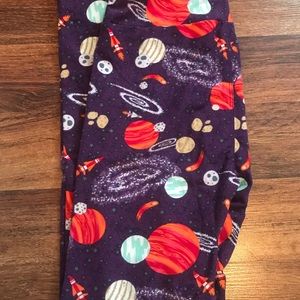 LuLaRoe OS Space Leggings